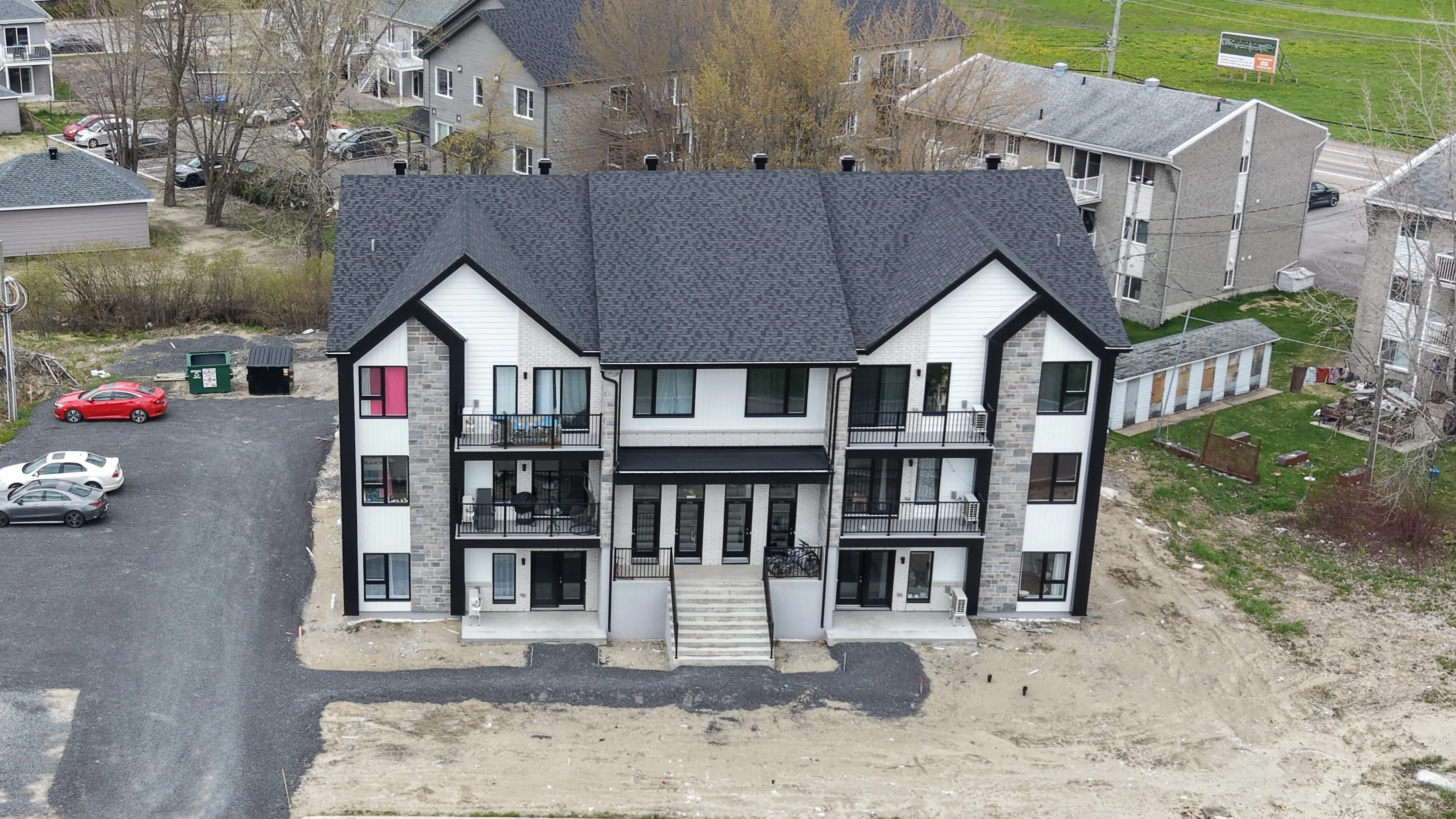 12-plex locatif au 628 rue du Domaine-Bellevue à Berthierville