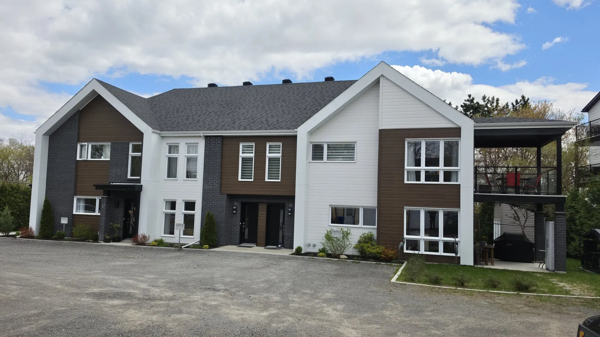 4-plex à Lavaltrie